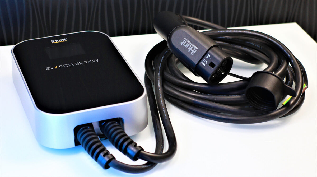 Зарядна станція для електромобілів IHunt EV POWER 7 кВт (220 В) кабель «Тип 2»