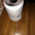 Очищувач повітря Smart Levoit Core 300S, 50 м², 240 м³/год, Wi-Fi, справжній HEPA-фільтр 3 в 1, активоване вугілля, датчик якості повітря, автоматичний режим, сенсорний екран панелі керування, Білий